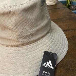 Men's Adidas Feather Grey Victory III Bucket Hat